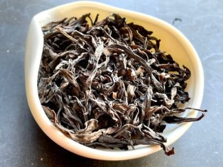 Ying Zui Yan Rougui oolong tea