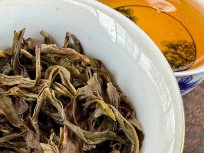 Shui Xian Dan Cong Oolong tea Close up